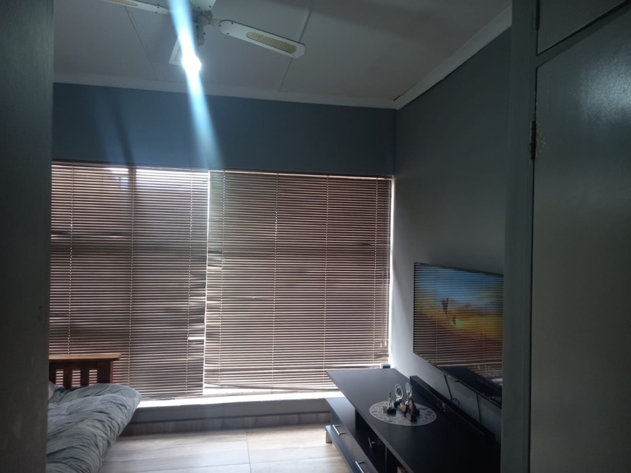 3 Bedroom Property for Sale in Manzil Park North West